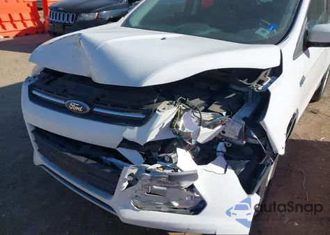 2015 Ford Escape Se из США, поврежденный, VIN 1FMCU9GX1FUB60698